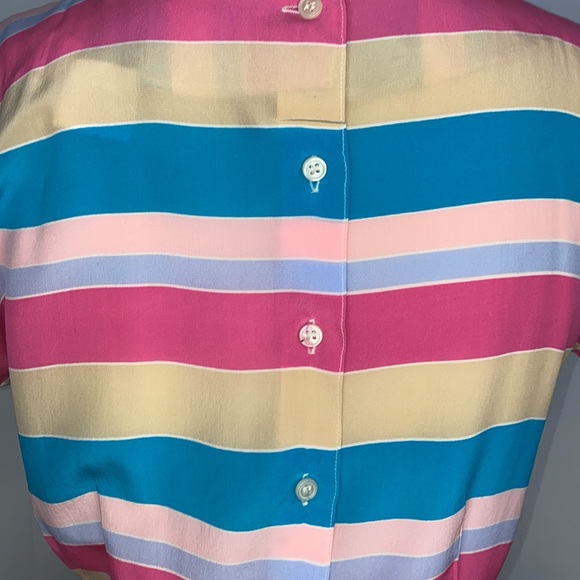 Avon Fashion Vintage stripe 100% silk pleated back button blouse size 3/4 (S/M) - Picture 9 of 11